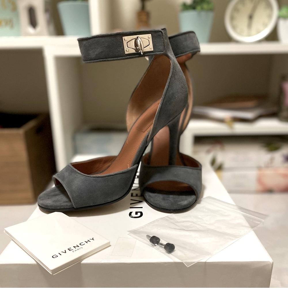 Givenchy Shark Lock Heels in Gris Suede 36.5